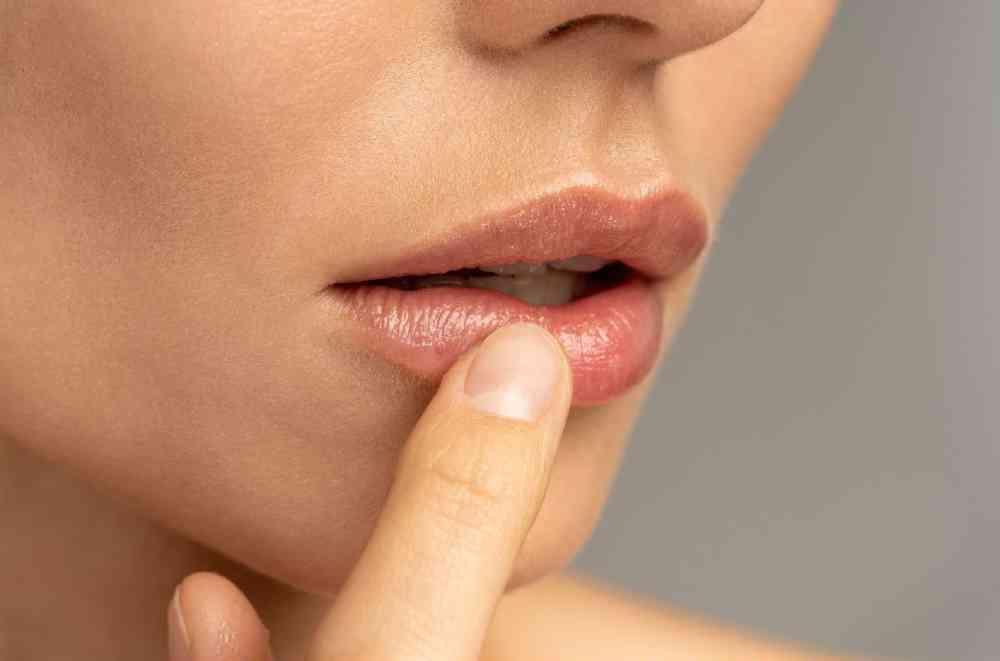 Czym są zajady i jak je leczyć?