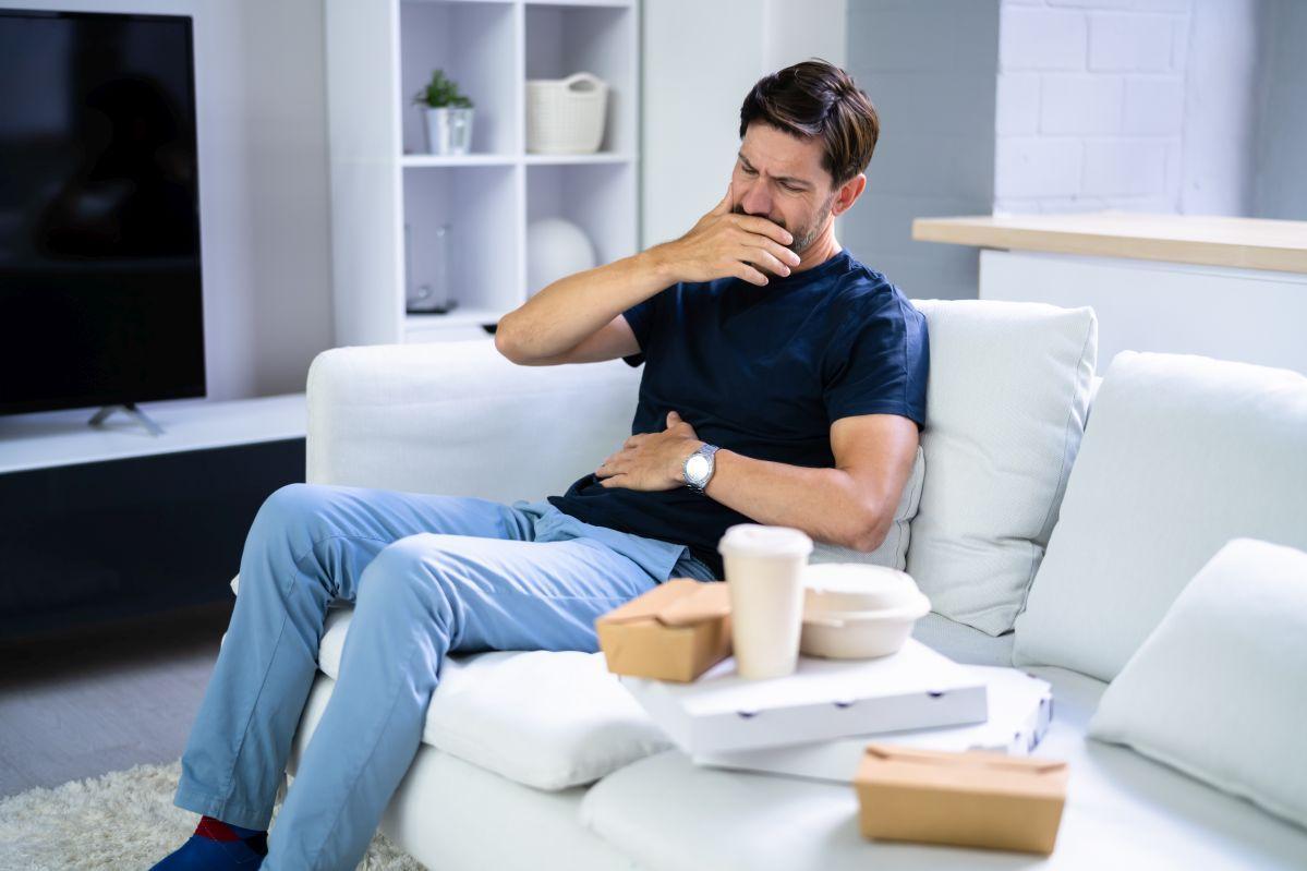 Jakie są przyczyny zgagi i jak poradzić sobie z jej objawami?